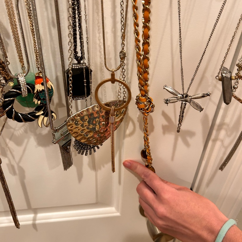 Multiple Necklace Collection - Picture 9 of 9